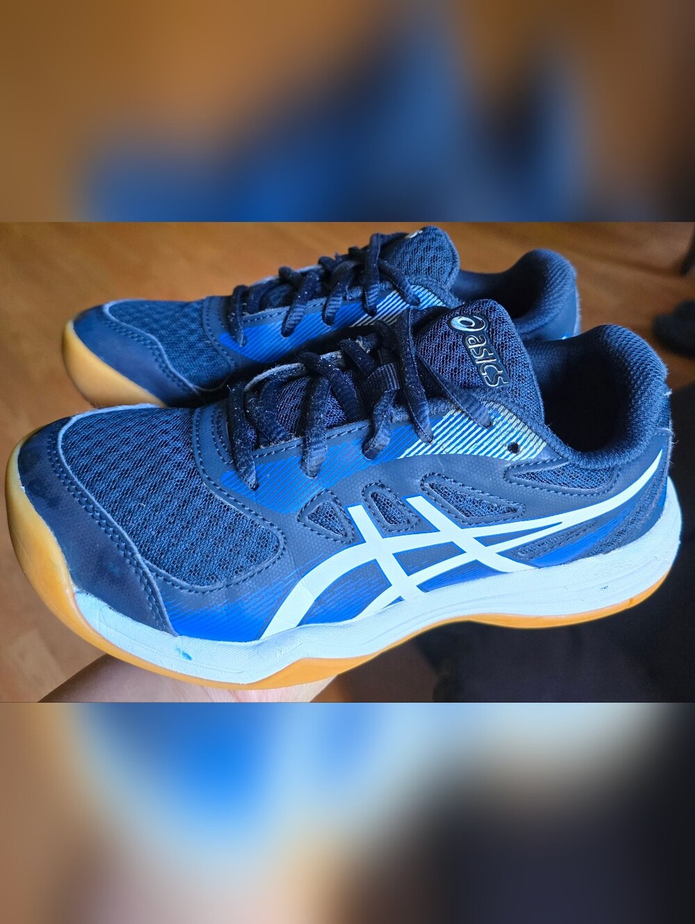Sz 3 Big Kidsd ASICS UPCOURT 5 French Blue/ White Volleyball
